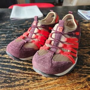 Easy Spirit Summer Walking Shoes 8